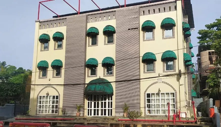 Diviyum Manor